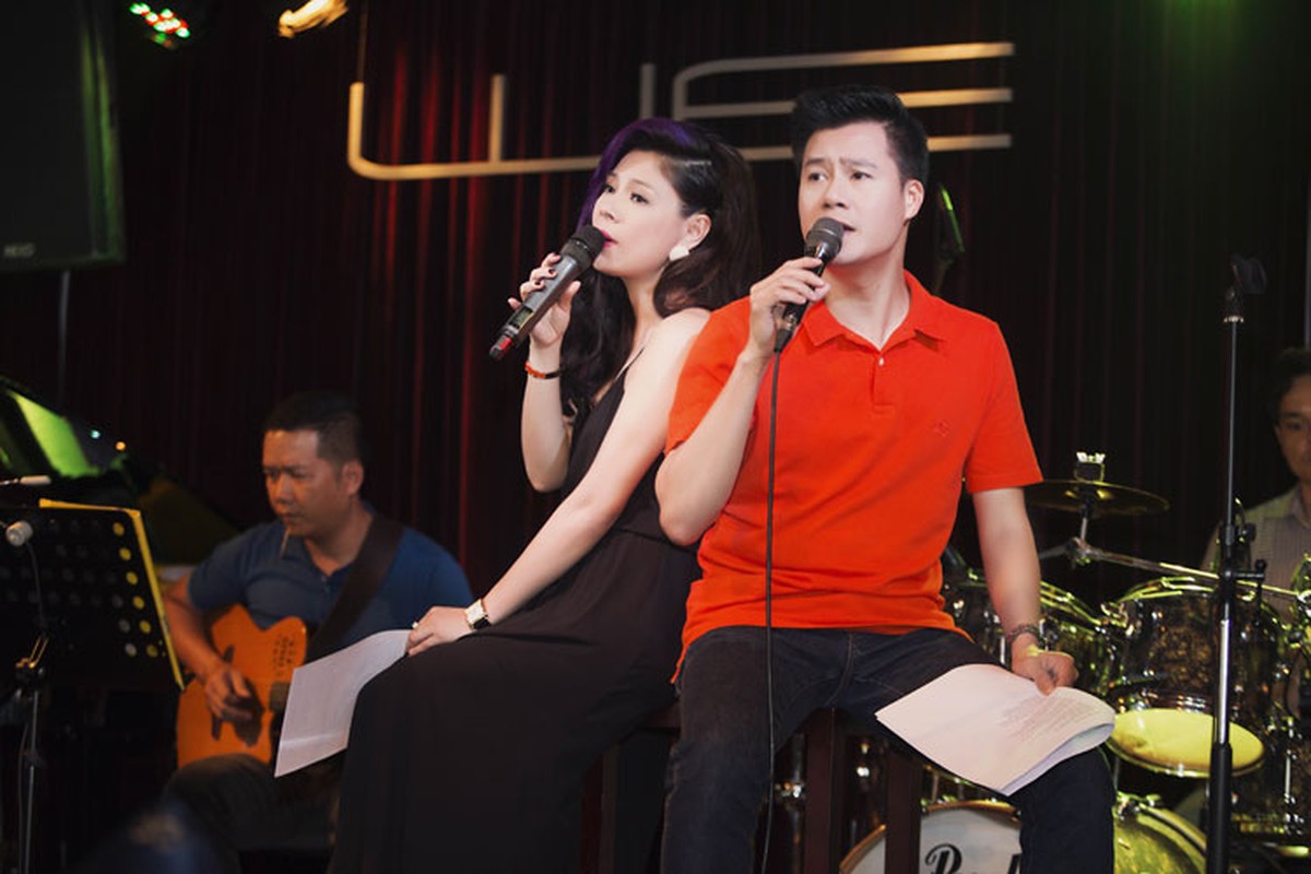 Thanh Thao va Quang Dung tua lung say sua tap song ca-Hinh-3